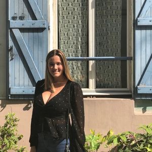 Meet your Posher, Bailey